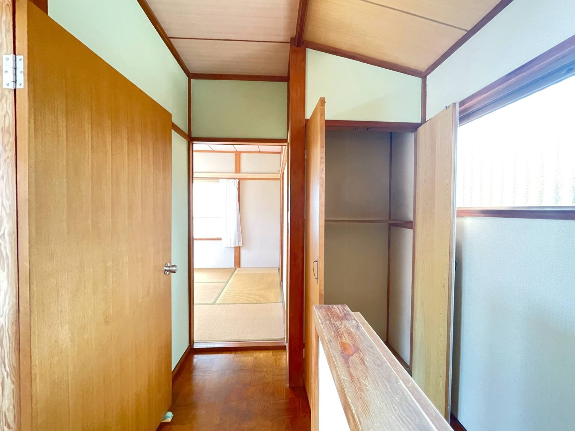ホール